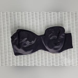 Lilyette Black Strapless Bra with Underwire Support